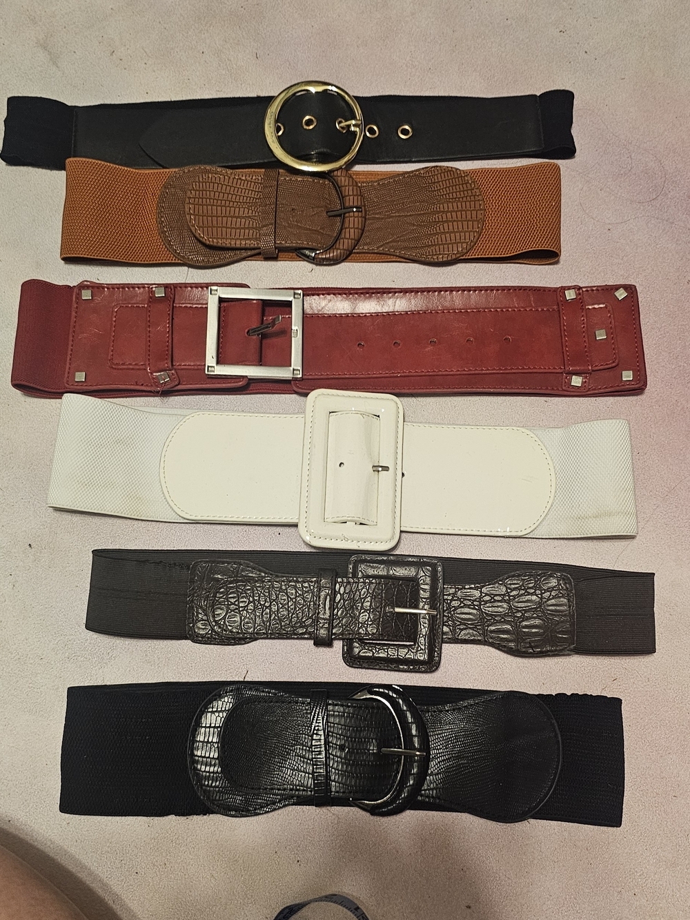 Assorted Women’s Elastic Waist Belts - Black, Brown, Red, White, Tan